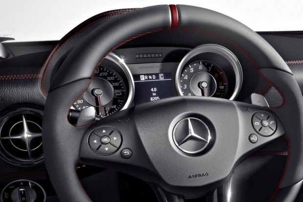 2013-Mercedes-Benz-S