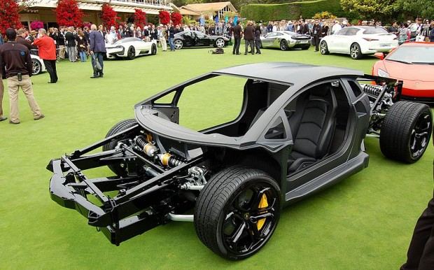 800px-Lamborghini_Aventador_LP_700-4_chassis_-_Flickr_-_J.Smith831