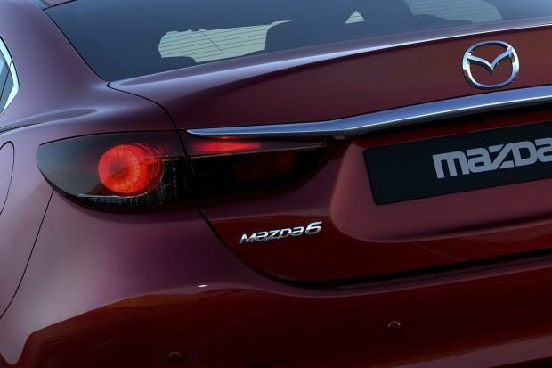 2014-Mazda6-Sedan-4[2]