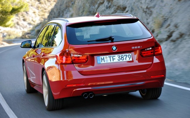 2013-BMW-3-Series-Sport