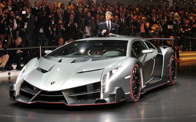 2013-Geneva-Motor-Show-Lamborghini-Veneno